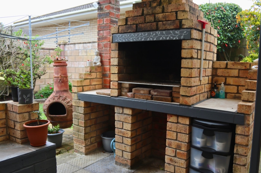 2 Bedroom Property for Sale in Lorraine Eastern Cape